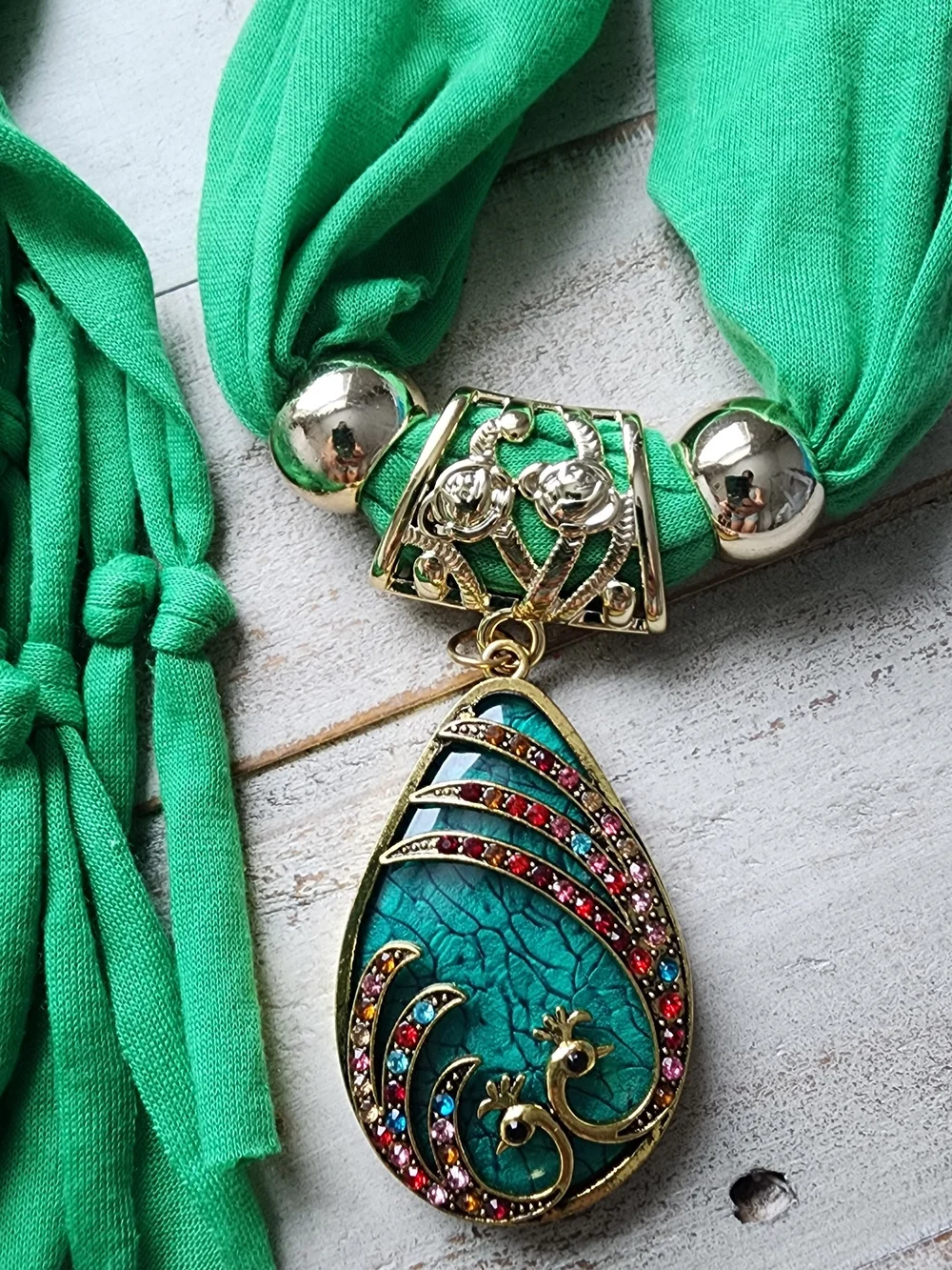 Green Statement Scarf Necklace with Decorative Teardrop Pendant